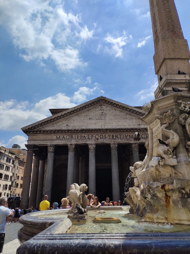 Pantheon- pentagon roma gezi rehberi