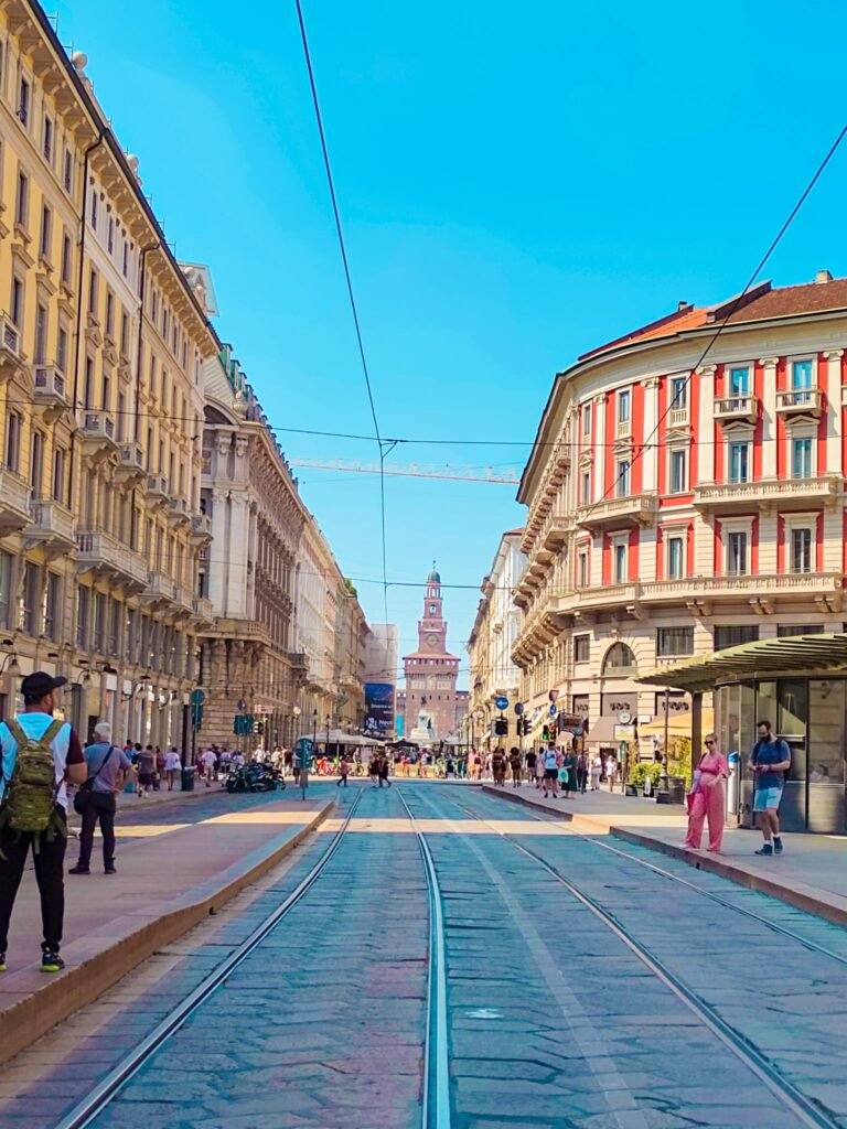 milano gezi rehberi via dante